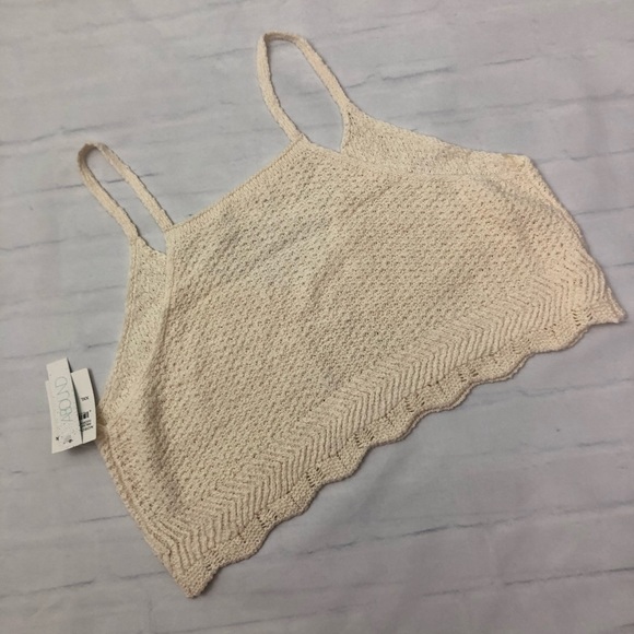 Abound Scalloped Bralette Tank Top Midi Crop Top - Picture 5 of 5